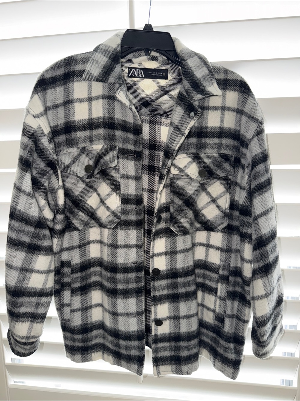 Zara Black, Gray & White Plaid Flannel Shacket. Perfect condition, size S.